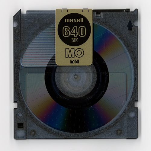 Maxell 640MB Optical Disk, 2048B/S, IBM Formatted (MAX624510F) - Click Image to Close